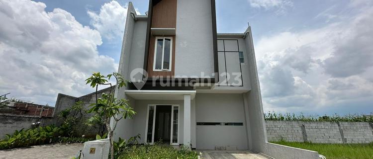 Affordable 2-Story House in Sukarno Hatta, Malang City 1