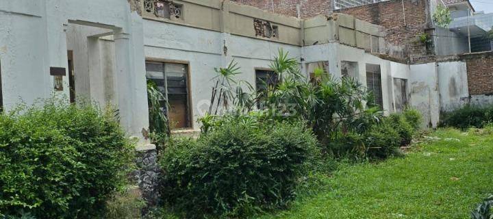 Rumah Hitung Tanah di Jalan Nanas Sayap Riau Bandung Wetan 1