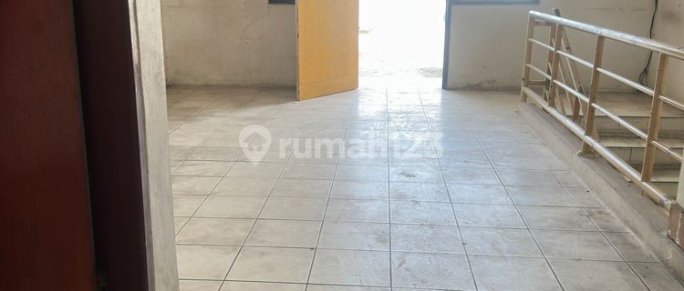 3-Storey Strategic Spacious Ruko in Cikawao, Bandung 1