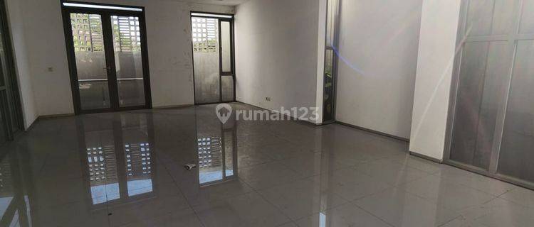  Rumah Split Level Strategis Di Sayap Pasteur Bandung  1