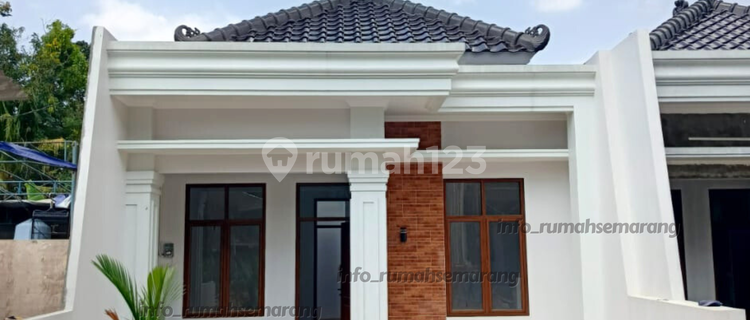 Lokasi Premium! Rumah Siap Huni Modern di Diamond Hill Banyumanik 1