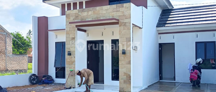 Hanya 2 Menit ke Kampus Unika Bsb! Rumah Baru Type 55/120 Siap Huni, Jalan Lebar & Strategis 1