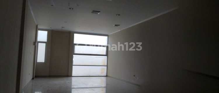 Dijual / Disewakan Ruko Bagus Lokasi Strategis di Holis Bandung 1