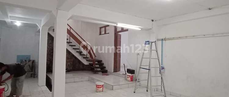 Disewakan Rumah Minimalis Full Renov Lokasi Strategis Tengah Kota 1