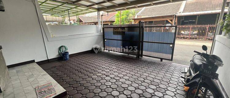 Disewakan Rumah Bagus Terawat Siap Huni di Kembarmas Bandung 1