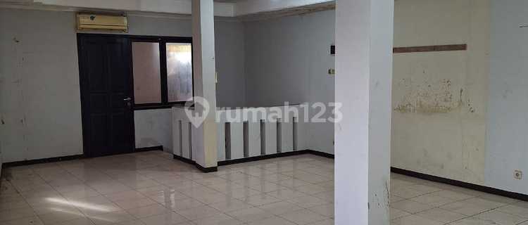 For Sale 2 Strategic Rendeng Shophouses on Kopo Street Bandung 1