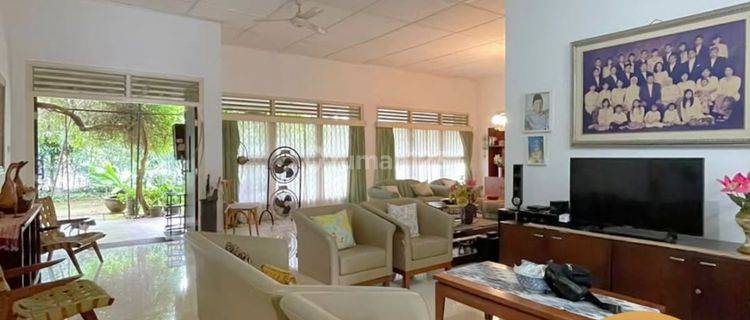 Rumah Bagus Semi Furnished Kebayoran Baru, Jakarta Selatan SHM 1