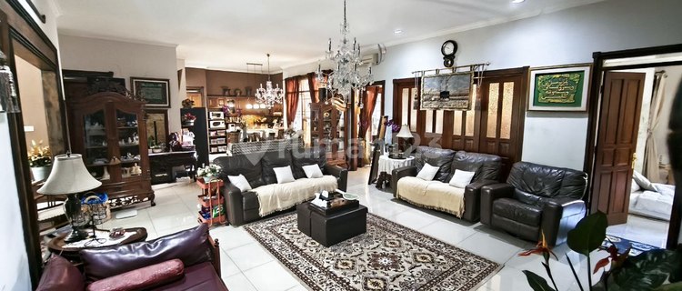 Rumah Klasik Modern di Komplek Batununggal dkt Buahbatu Bandung 1