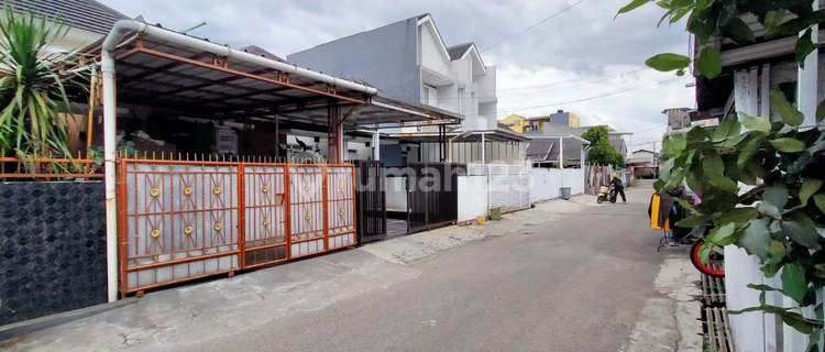 Affordable Ready-to-Occupy House in Arcamanik, Cisaranten Kulon, Bandung 1