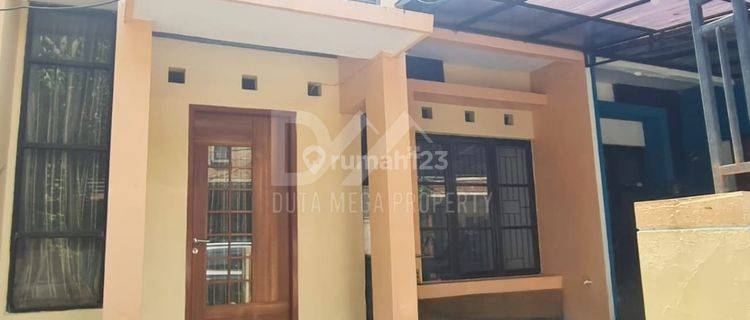 Rumah Rapi Kamar 3 di Graha Raya Bintaro 1