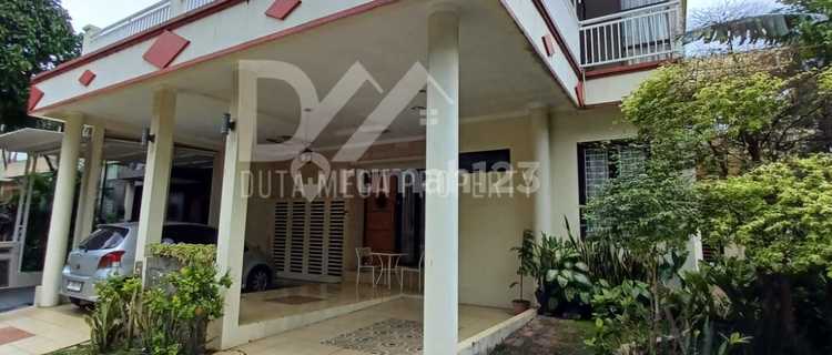 Hook House For Quick Sale In Bintaro Sector 9 1