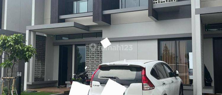 Rumah Siap Huni Jarang Ada Fanya di Flora Summarecon Bandung 1