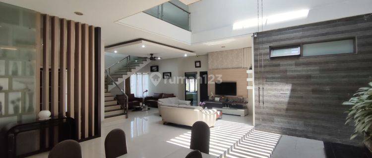 Dijual Rumah Luxury Harga Murah di Mekar Wangi Bandung 1