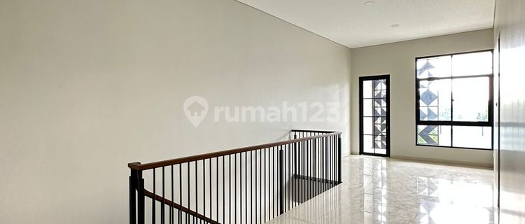 Rumah Baru Minimalis Siap Huni di Singgasana Pradana Bandung 1