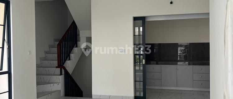 Cuma 1,5 M Rumah Mewah Lavon 2 - Tipe H Series (Margonite), 1