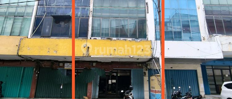 Ruko Puri Deltamas Block I Row Main Entrance Road Ex Office 1