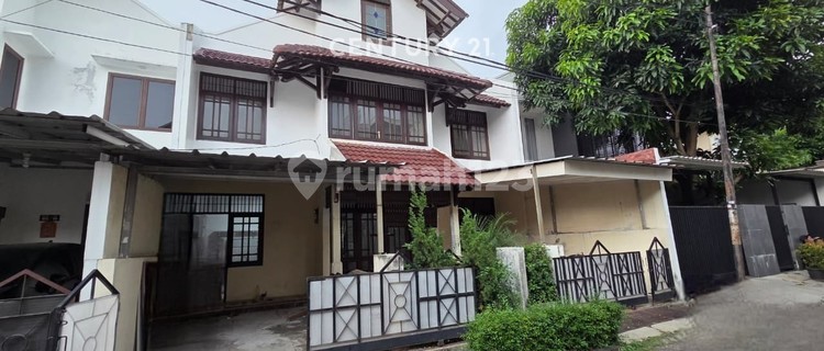 Disewakan Rumah Di Bintaro Sektor 3 Lokasi Strategis   1