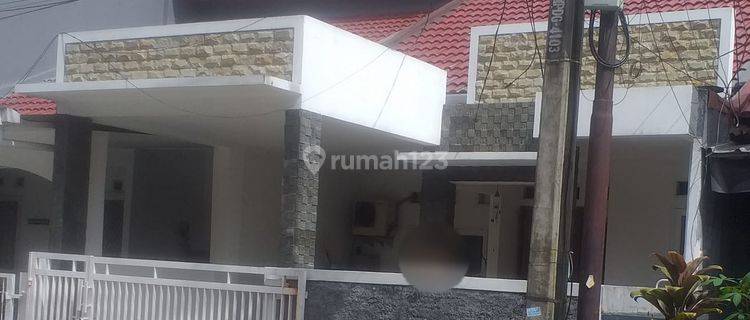 Disewakan Rumah Bagus di Villa Galaxy Bekasi Selatan 1