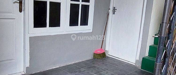 Rumah kos kosan di kemanggisan 1