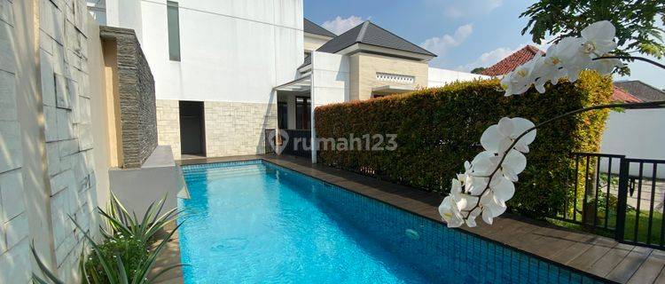 Luxurious, modern and quite house for expatriat and others in area Menteng "The price can be negotiable" 1