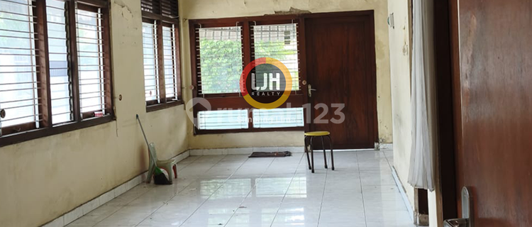 Disewakan Rumah Strategis Dekat dengan Perbelanjaan dan Tol 1