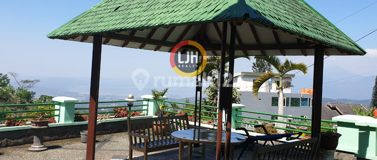 Dijual Villa Full Furnished di Beruang Mas Residence, Gayamsari 1