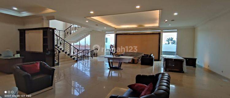 Gedung Bagus Dan Mewah di Sayap Sukajadi , Bandung 1