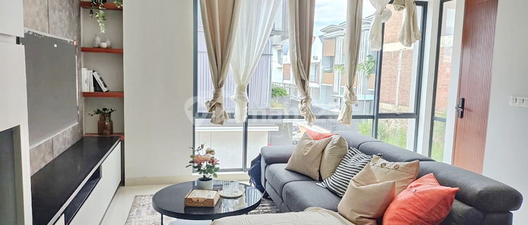Rumah Dijual Bagus dan Cozy di Area Setraduta Royal Grande 1