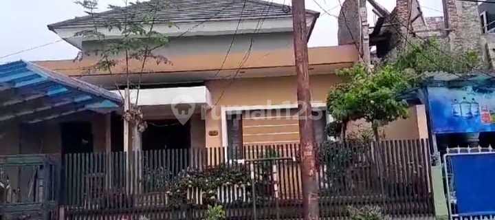 Nice Ready-to-Occupy Fully Furnished House in Bojong Indah 1