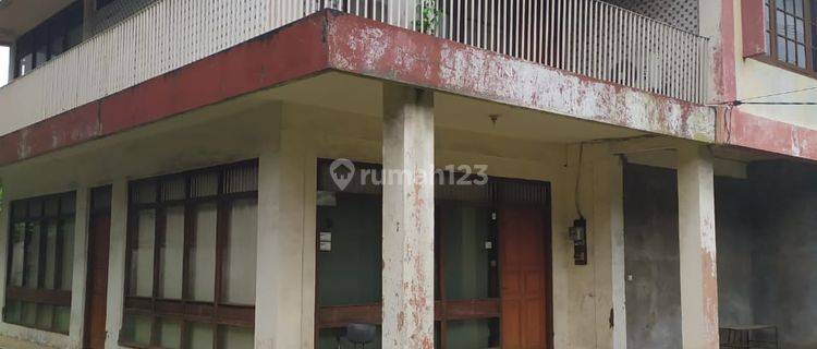 Rumah 2 Lantai Dengan Banyak Kamar Hitung Tanah Saja Depan Rs 1