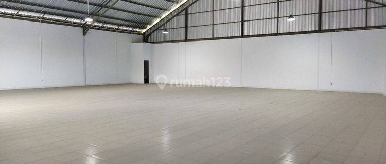 Tempat Usaha 1 Lantai Ukuran Besar Disewakan, Area Denpasar Barat 1