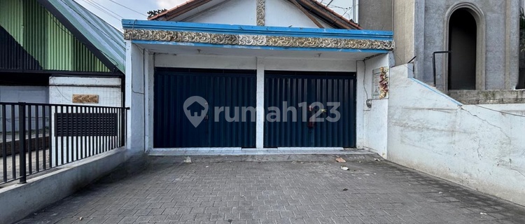 1-Storey Shop House Building for Rent in Pemecutan Kaja, Denpasar Area 1