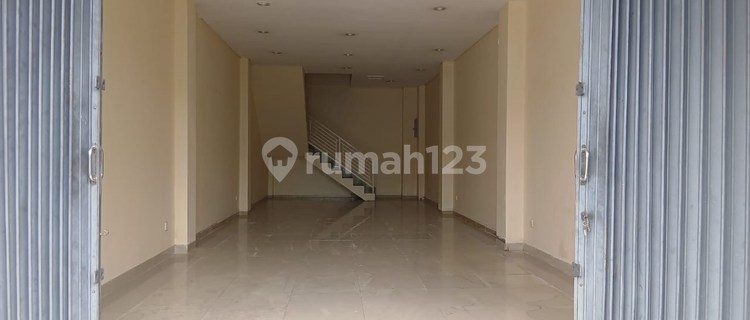 Shop House with Super Great Location for Rent, in North Denpasar Area 1