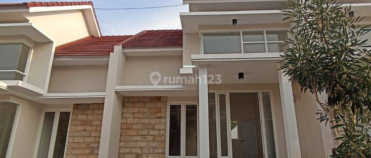 Rumah Minimalis Modern Murah Ready Stock di Mountain Boulevard Malang  1