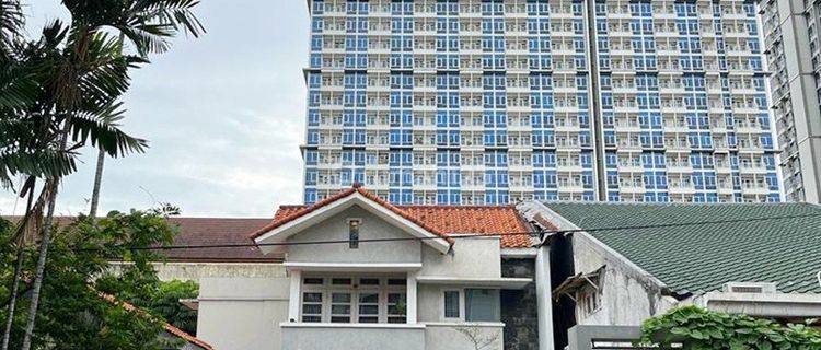 Rumah Luas Tanah 820m2 Strategis Dekat Menteng  1