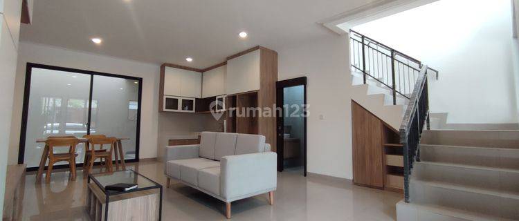 Dijual Rumah Baru Furnished 2 Lantai di Cluster Georgia, Pik 2 1