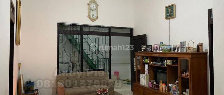 Rumah Bagus Tingkat 1.5 Lantai Siap Pakai di Perumahan Tanahmas, Semarang 1