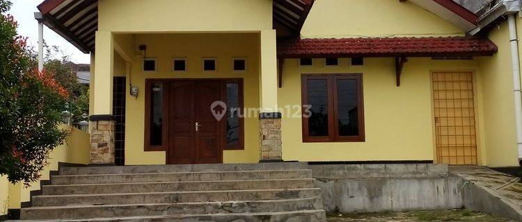 Dijual Rumah Pinggir Jalan Raya Daerah Salatiga 1