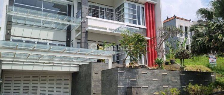 Rumah Dago Pakar View City Depan Taman 1