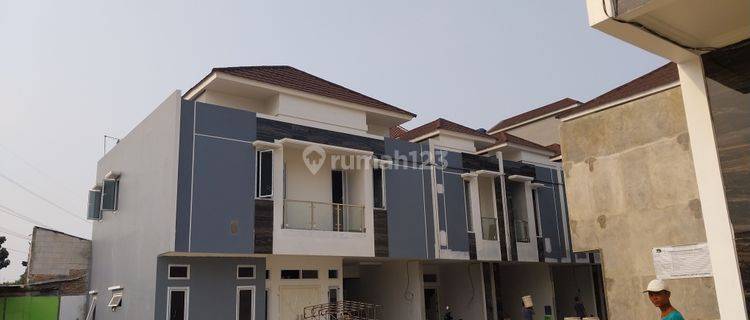 Di Jual Rumah Mewah dalam komplek di Cempaka Putih Barat 1