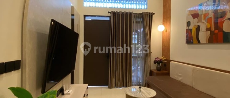 A Retro Classic House Fully Furnished At Kota Baru Parahyangan 1