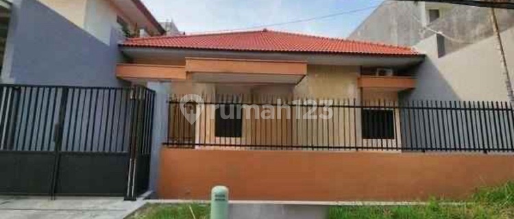 Rumah 1Lt Manyar Dekat Petra Little Sun Row Lebar 1
