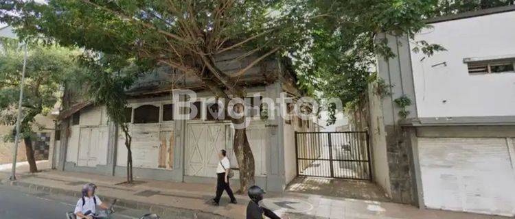 Langka Gedung Komersial Dekat Tugu Pahlawan Veteran 1