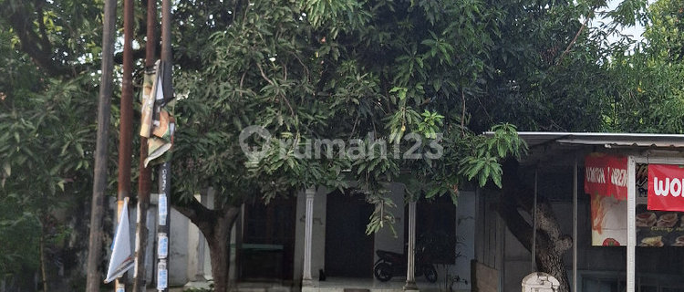 Rumah Halaman Luas Tembelang Jombang Pinggir Jalan Ramai Jualan 1