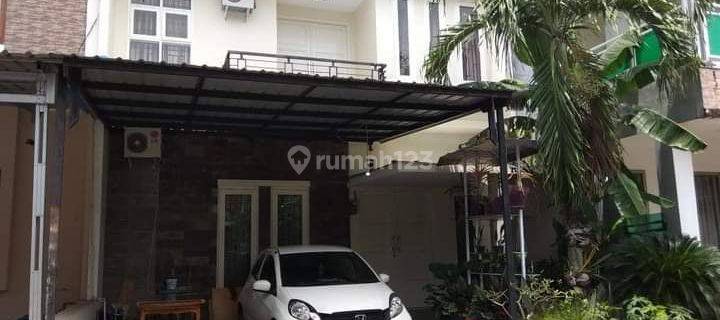 Rmh Sungai  Saddang Town House Jl Kelapa Tiga Makassar Sulawesi Selatan  8x15 Meter
bangunan 200 M (2 Lantai 5 Kt + 4 Km)
 1