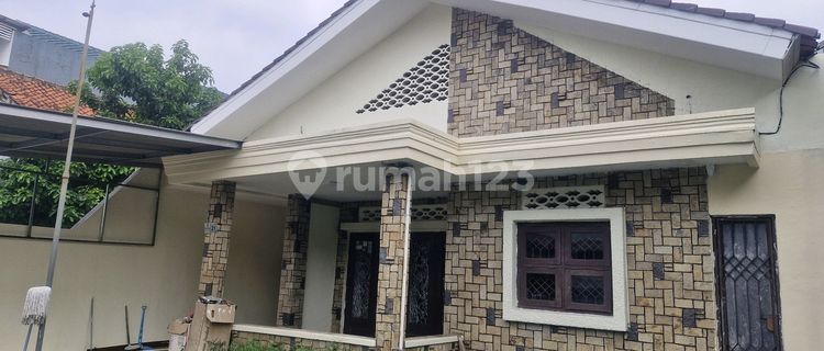 For Rent Renovated House Area 300m2 In West Bogor 1