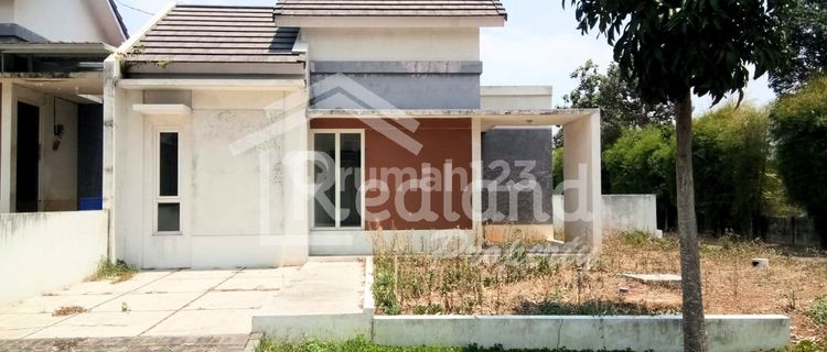 Rumah di Bsb Village Aurora Spring , Semarang ( Me 8027 ) 1