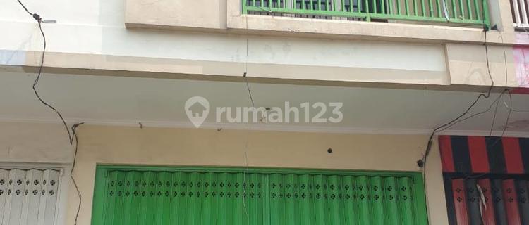 EN45 Rent Shop House 2 floors Good Condition Ready to Use Cheap Strategic in Menganti, 1