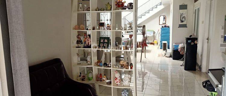 Rumah Sejuk Nyaman Di Kota Baru Parahyangan 1