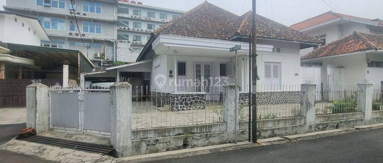 Dijual Rumah Tinggal Bangunan Heritage Sayap Riau  1